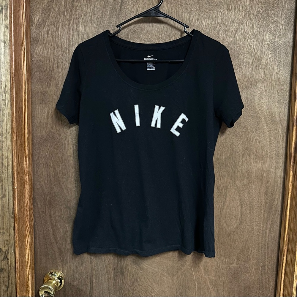 Nike Short Sleeve‎ Shirt Medium